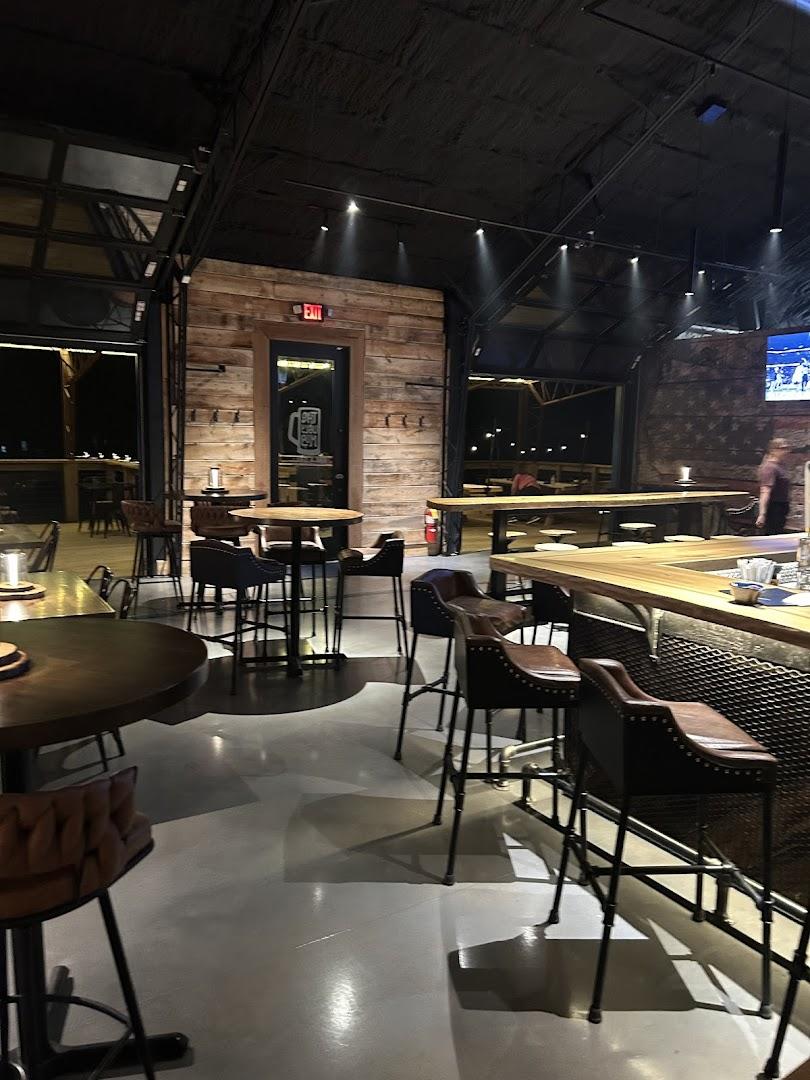 The Ugly Mug Bar & Grill